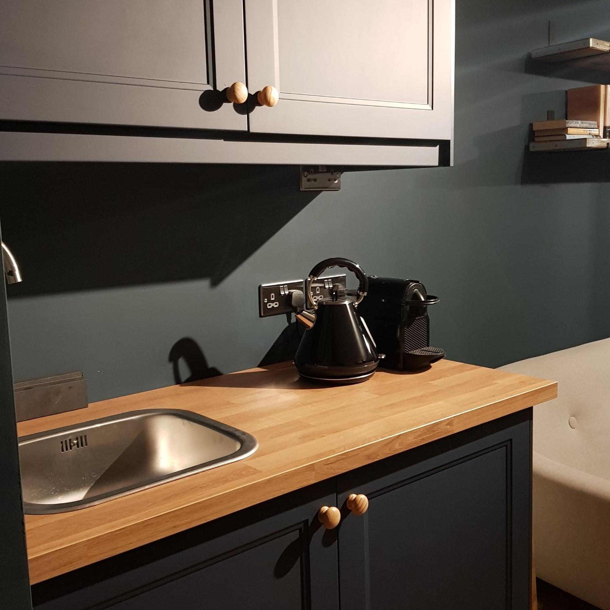 Modern 1-Bed Apartment, Plus Parking, Near Oxford And The Jr Exteriör bild