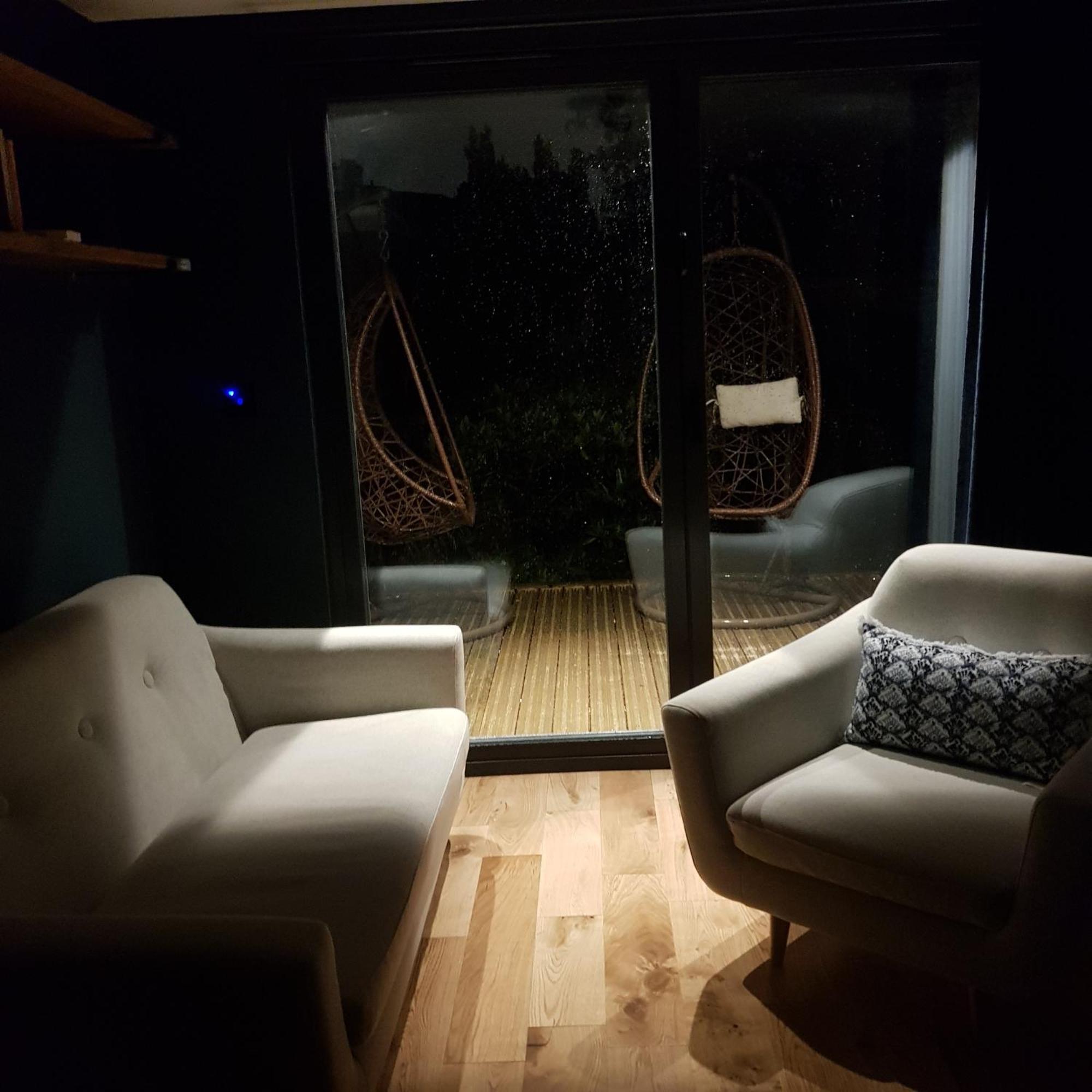 Modern 1-Bed Apartment, Plus Parking, Near Oxford And The Jr Exteriör bild
